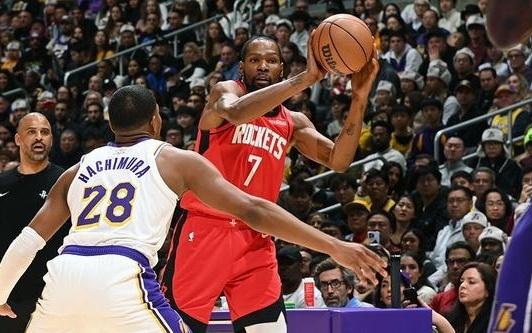 杜兰特25+9东契奇25+7火箭客场大胜湖人