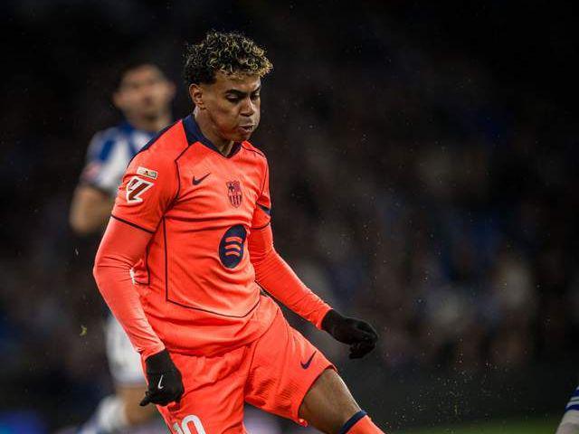 12！亚马尔助攻难救主，巴萨9连胜戛然而止，皇马重燃希望