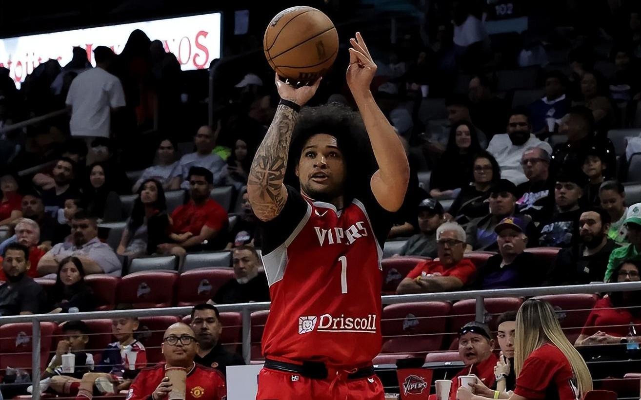 手感平平却还在疯狂出手！火箭老熟人身上到底有什么特殊的东西