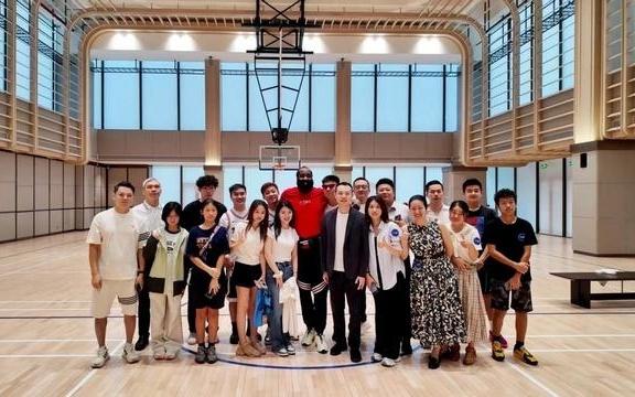 NBA巨星哈登中国行广州站首选南天