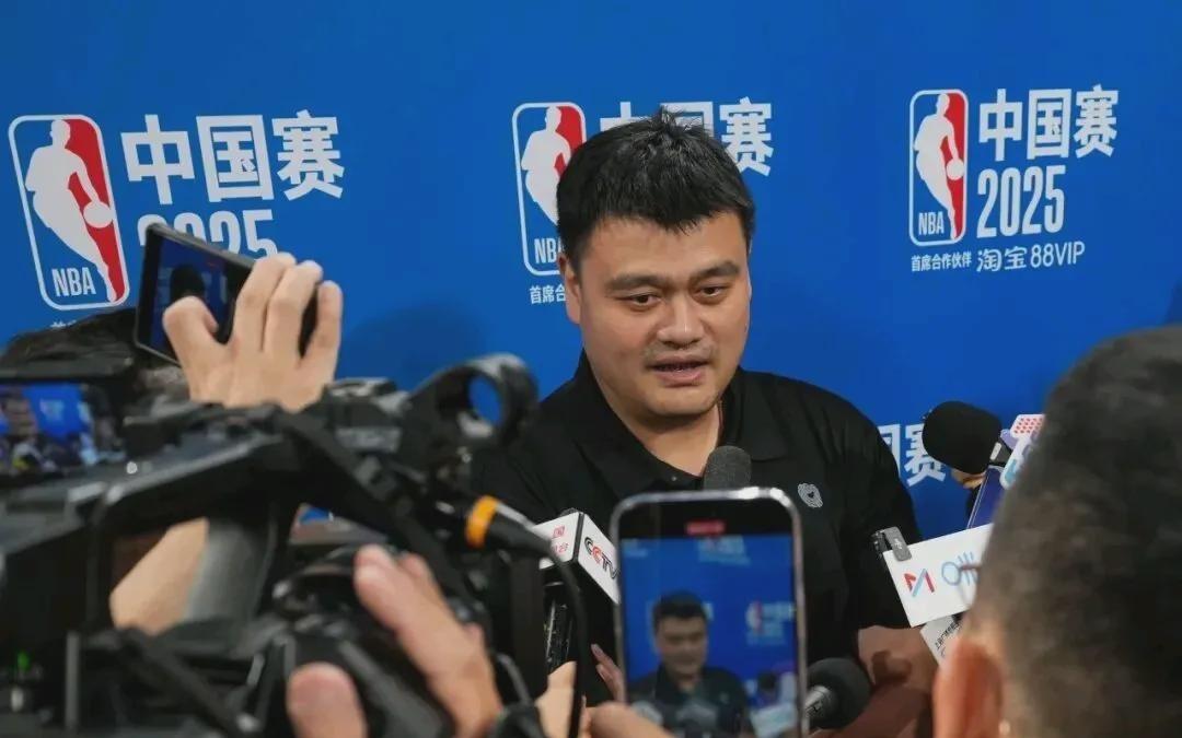 姚明领NBA退休金：不只是一份保障，更是他用生涯打通市场的勋章
