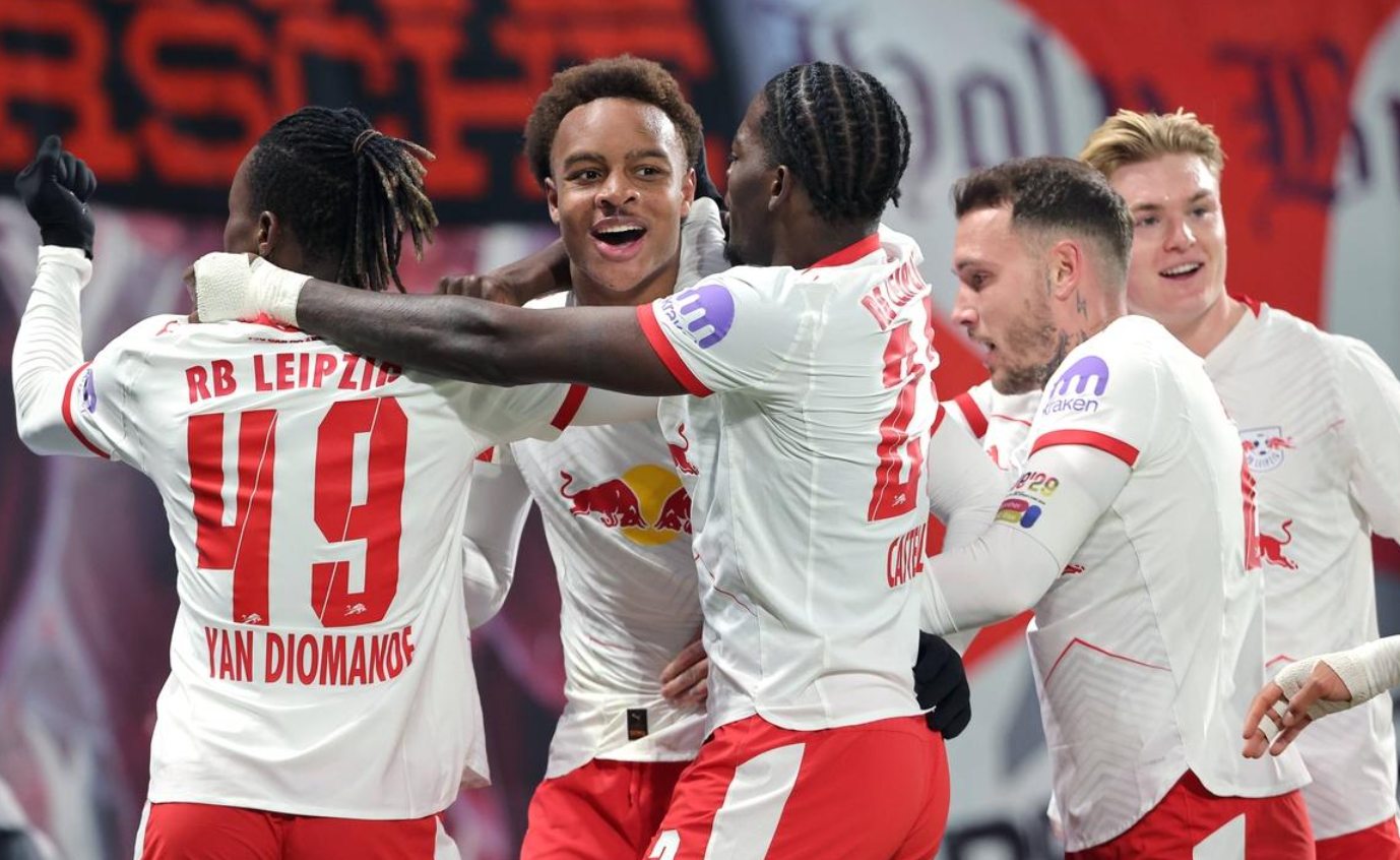 德甲劲旅5场4胜，狂揽25分，升到第2，紧追拜仁慕尼黑