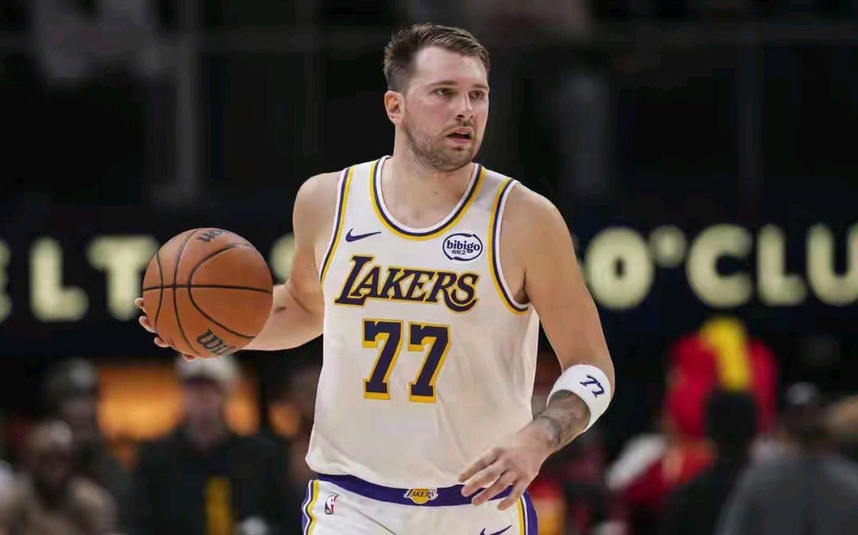 东契奇独掌进攻中枢数据里程碑见证湖人新纪元