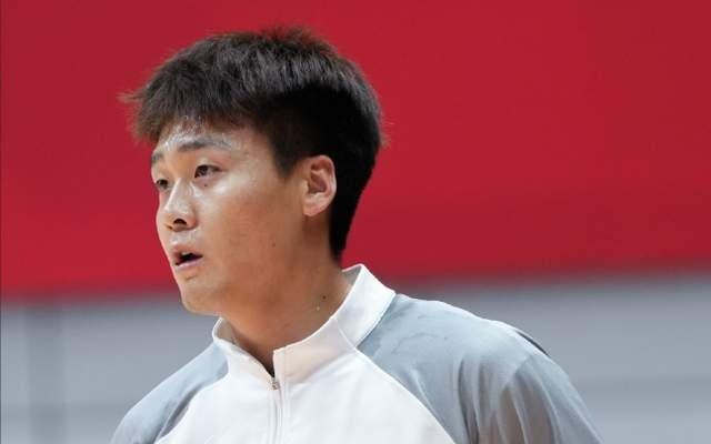 CBA一日3赛，CCTV5直播京新对决，辽篮恶斗强敌，青岛谨防被爆冷