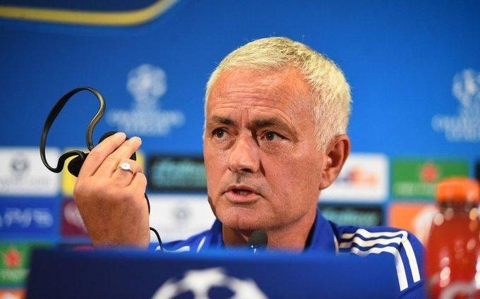 土媒：穆里尼奥赛前发言成下课导火索，欧冠出局是根本性原因