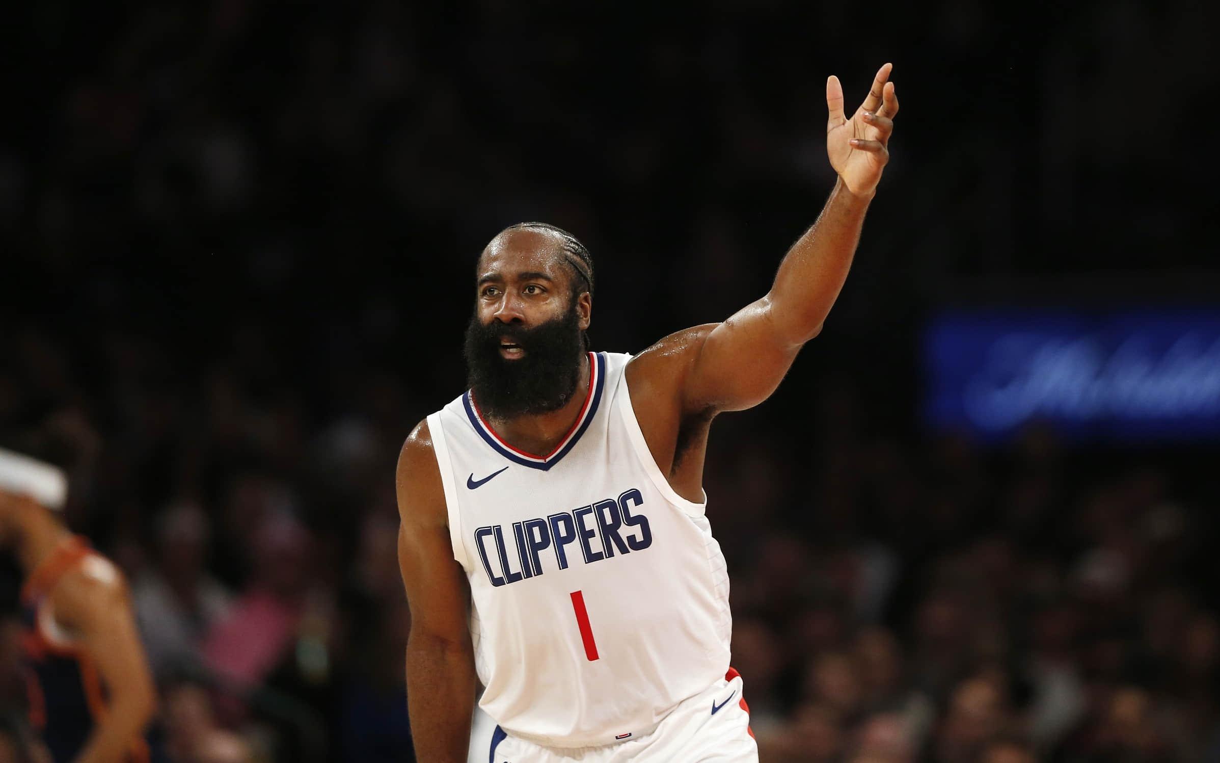 哈登：我们阵容深度更深了，卢指导会找到最好的配置