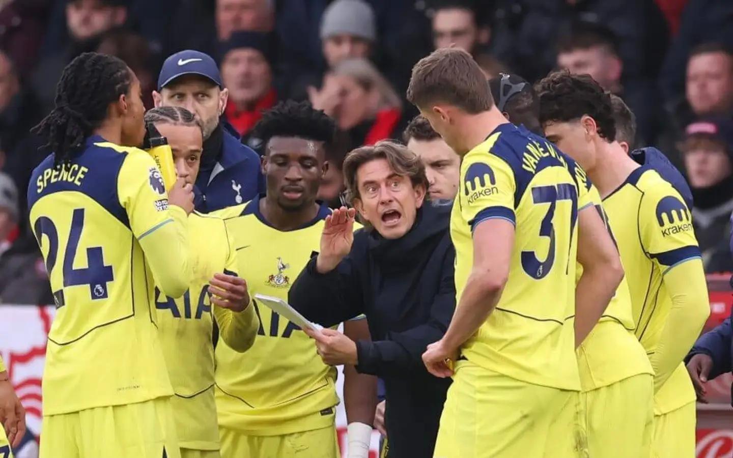 TA：面临进攻失效与权威受挫，弗兰克执教的热刺正陷入困局