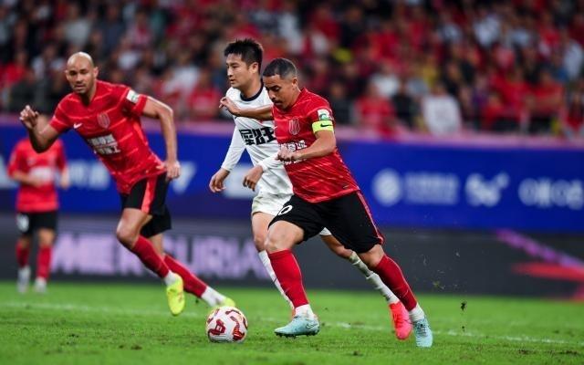 【中超】杨明洋破门罗慕洛建功蓉城3比1梅州