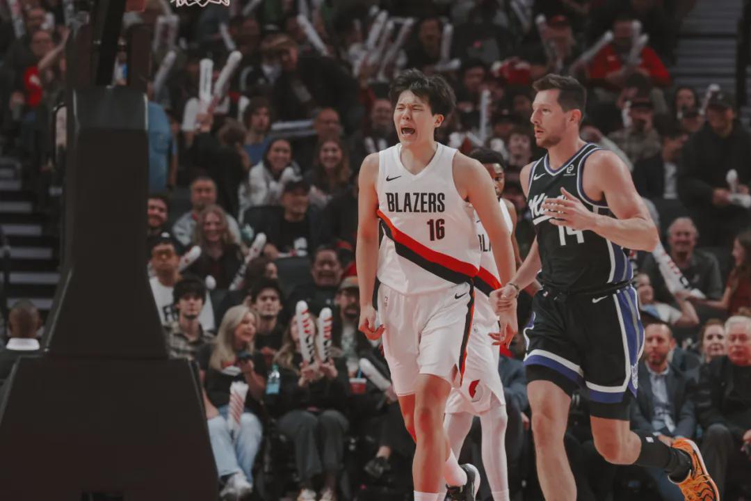 单节5中5！杨瀚森怒砍16+4+3！打破NBA生涯得分纪录