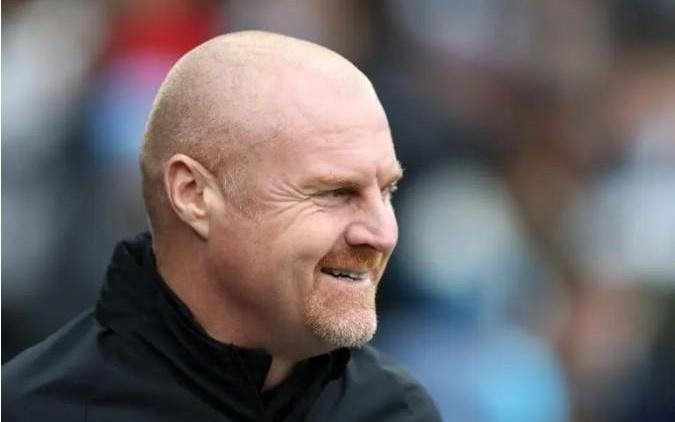 记者：戴奇明确要求签订长期合同森林认可他的风格