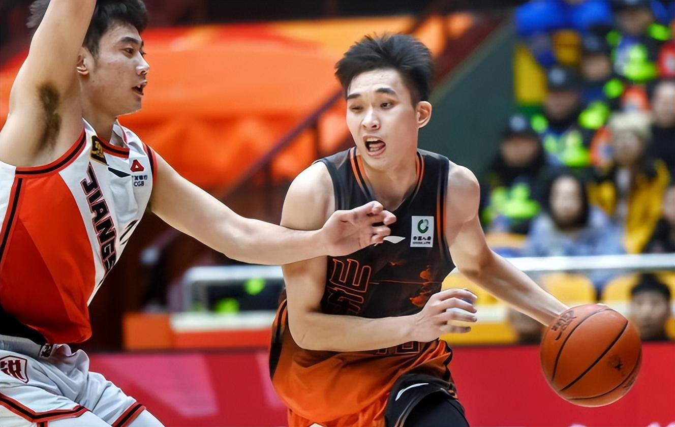 山东男篮新赛季首战仇家，全运队到达丹东，女篮战胜山西进半决赛