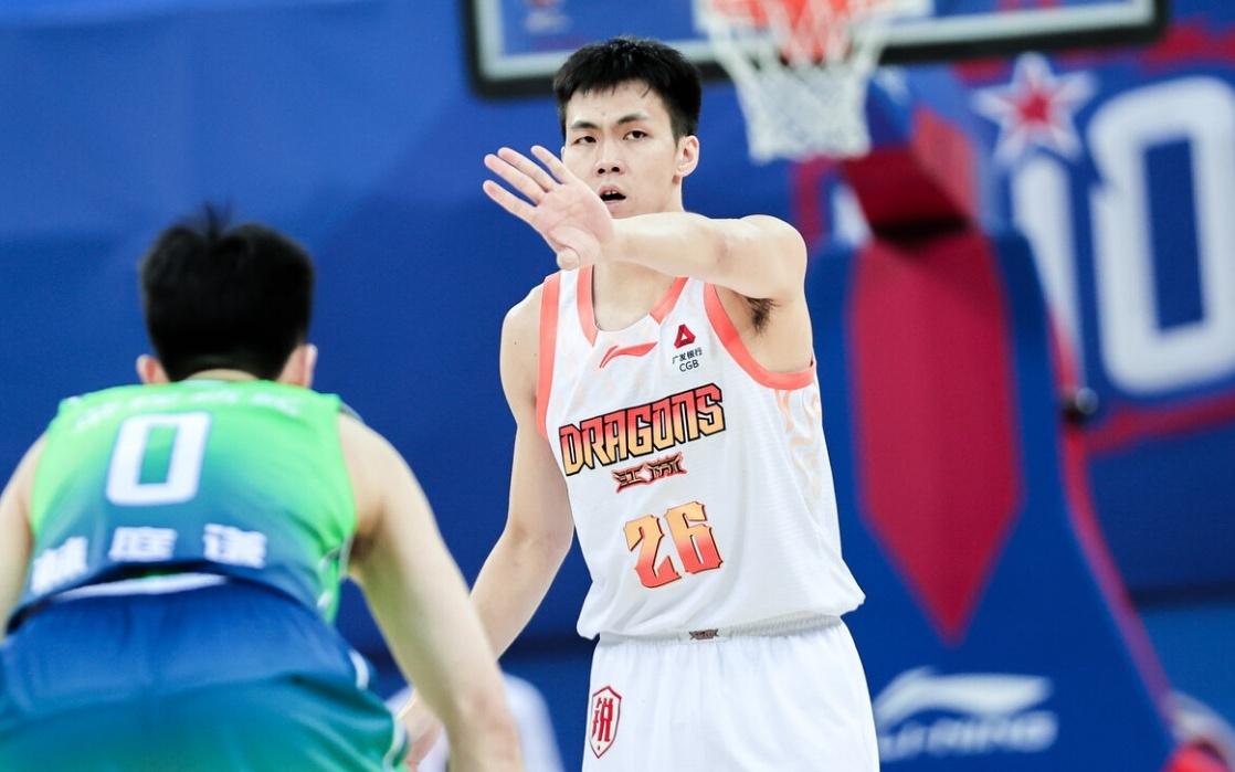 超过徐杰了吗CBA菜鸟轰34分打爆宝岛控卫郭士强该给他一次机会