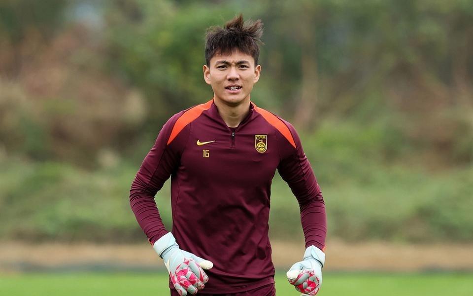 2000万！中国U23最贵球员浮现，决赛前迎利好，三家中超球队争夺