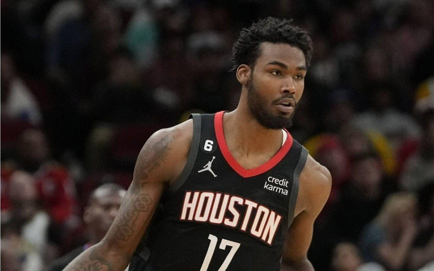 伊森：希望新赛季扮演更重要角色，想继续留在休斯顿