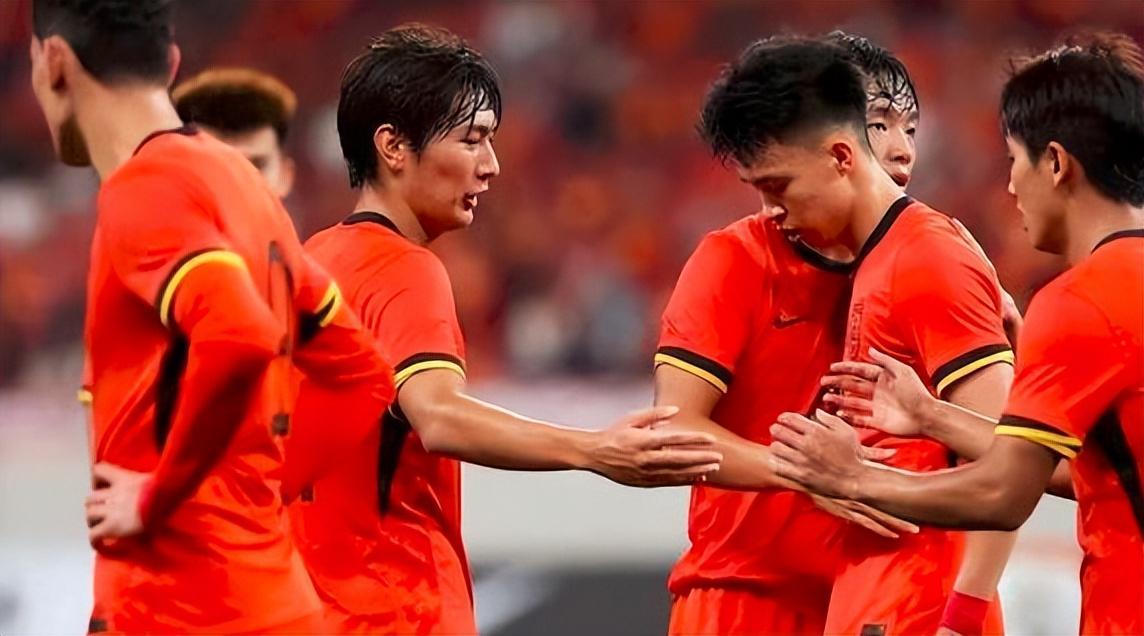 好消息！2大国脚驰援申花，本轮中超亮相，战津门虎有望首发出场