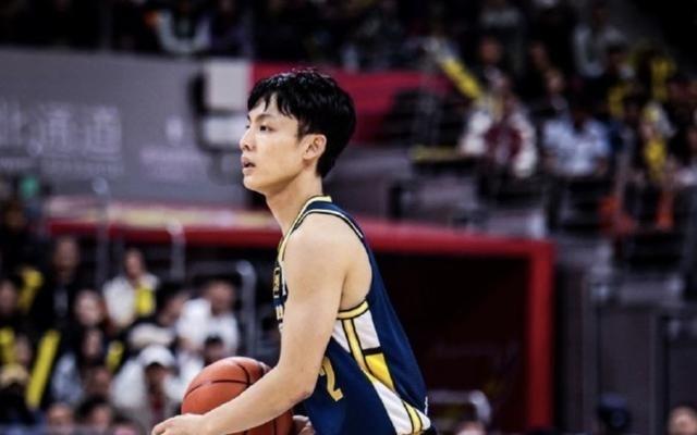 超越王仕鹏，徐杰CBA生涯助攻总数升至广东队史第二名