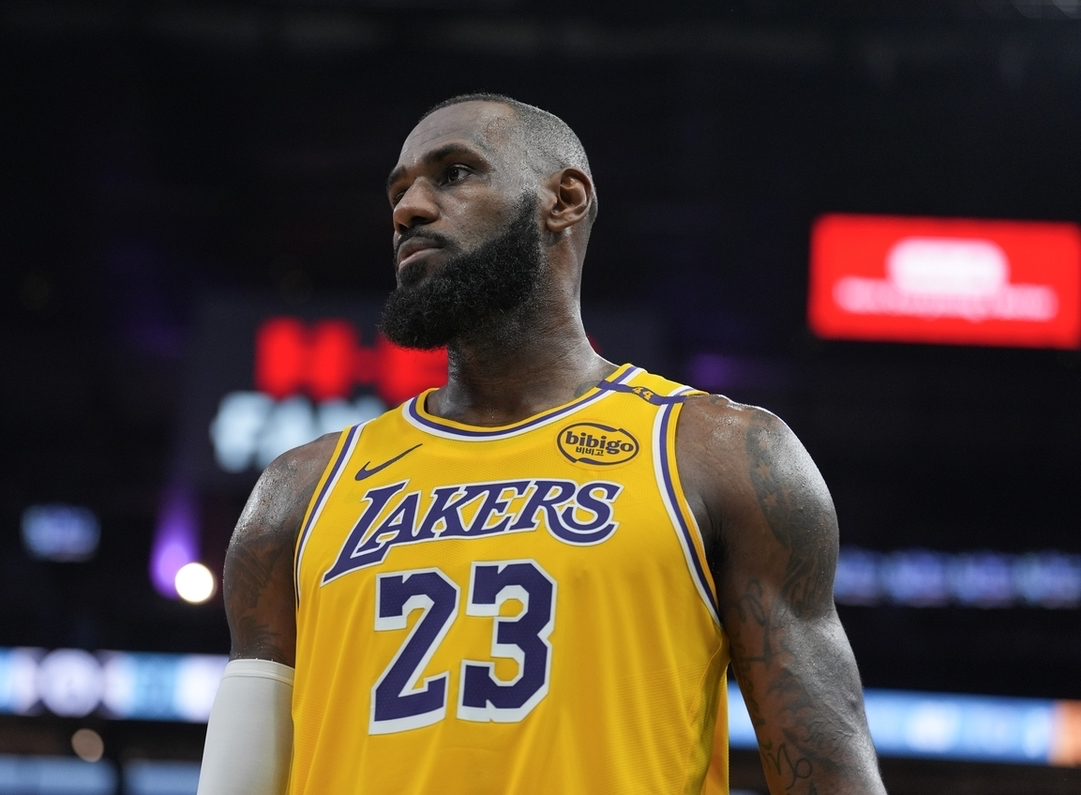 詹姆斯：我想在每次上场时，都去努力成为最佳球员！