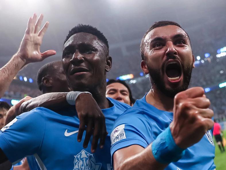 李国旭非谢晖！大连薅一将与马里奥两翼齐飞！小玄子：天天加练