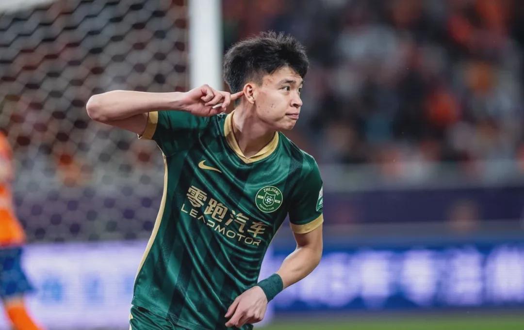 前无古人!18岁小将,中超单赛季进球+助攻破16,同期武磊中甲6球