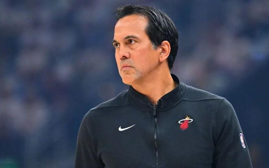 赛季交易：字母去纽约，火箭得布伦森，雄鹿得范乔丹！