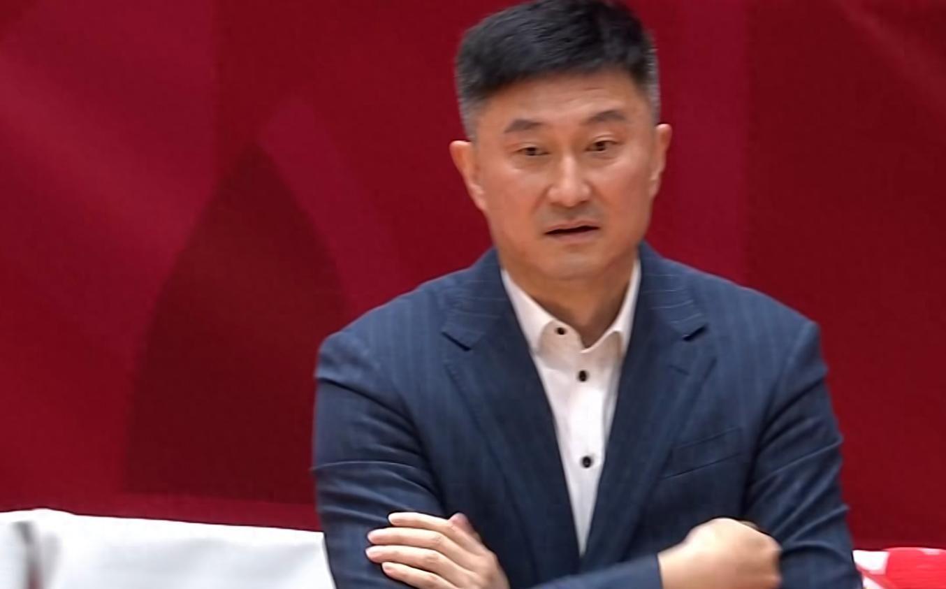 CBA排名大洗牌！北京称霸广东第三，青岛最大黑马，浙江吊车尾