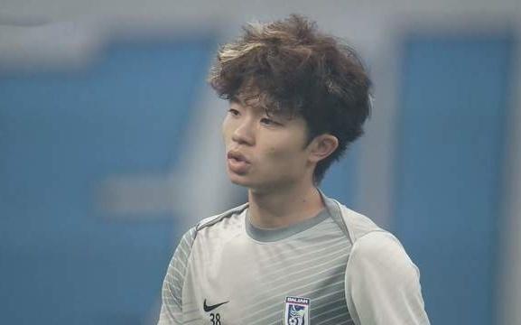 大连5外援伤3个，马马杜恢复训练挖吕焯毅别想了杨铭锐值得培养