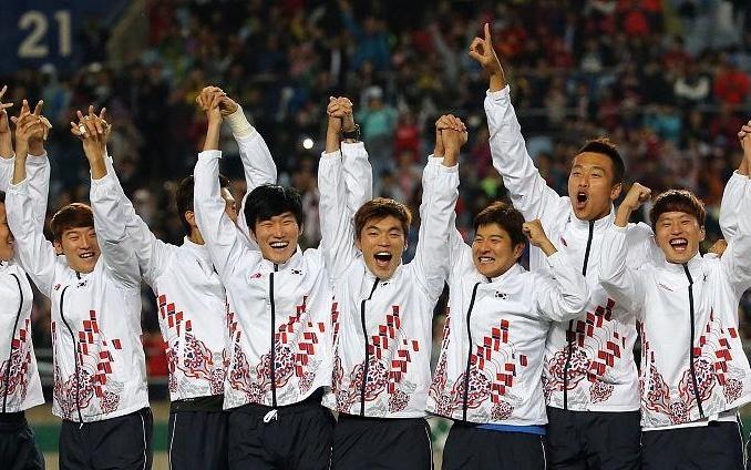 三连冠背后的秘密：海港队如何打造中超王朝