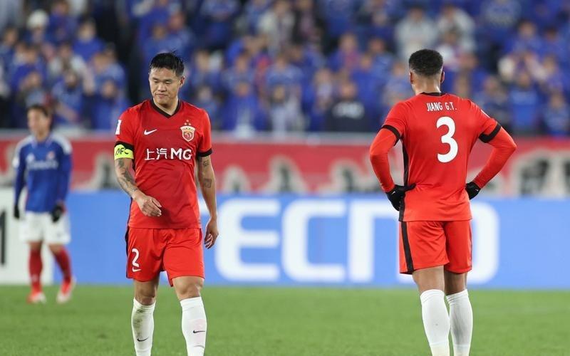10战2平8负，海港在亚冠联赛交出“不及格“成绩单亟需补强板凳深度！