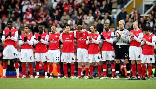 枪手王朝：跨越世纪的传奇十一人，艺术与钢铁的完美融合