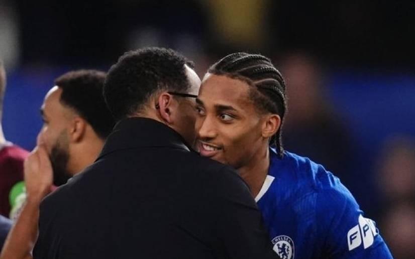 罗塞尼尔中场神奇三连换，三人2球2助导演切尔西大逆转