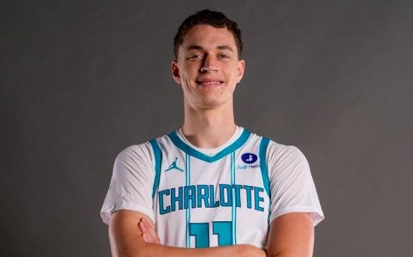 7中7轰14分10板！美记：卡尔克布伦纳值得更多出场时间