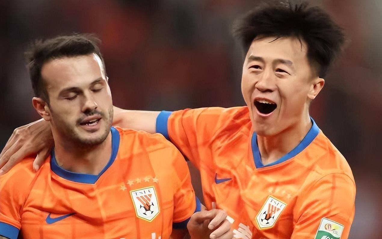 鲁能难留住瓦科，两大中超豪门抢人，沙特土豪直接开500万欧高薪