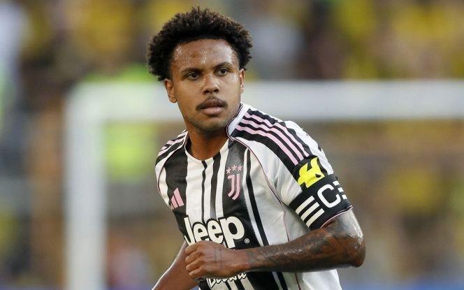 斯基拉：尤文未谈妥麦肯尼续约，两家意甲俱乐部已与球员接触