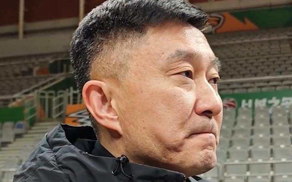 杜锋展望辽粤大战！全程点赞辽篮+辽迷+韩德君，谈本队直指2小将