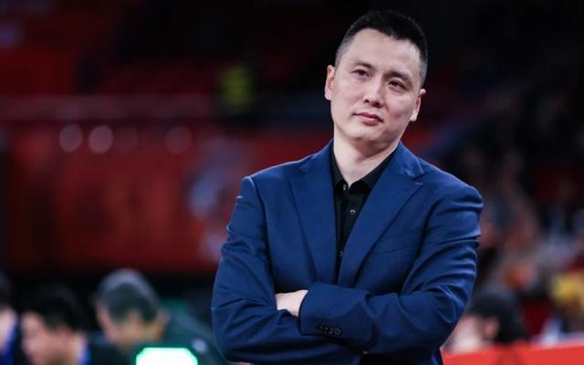 上海男篮最新消息！第三外援浮出水面，卢伟暂时离队，张镇麟痊愈