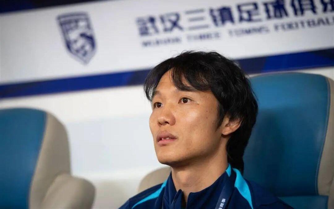 磕磕绊绊中获得宝贵客场积分，三镇保级路已现曙光