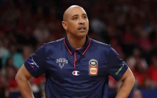 CBA最新消息！北京首钢更换教练，亨特确定离开辽宁男篮