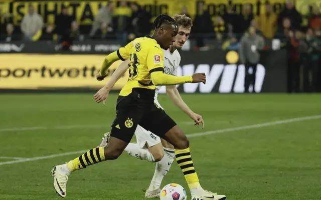 德国杯法兰克福VS多特蒙德：大黄蜂头号射手陷入低迷