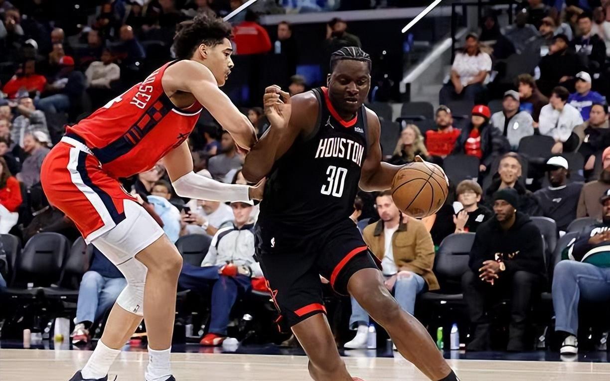 替补中锋受伤了依然出场时间有限，火箭签下他的意义到底是什么