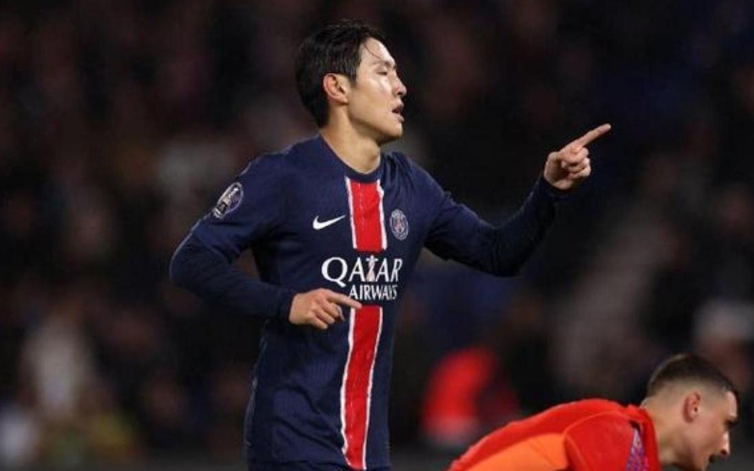 队报：李刚仁今日接受伤情检查，欧冠能否出场存疑