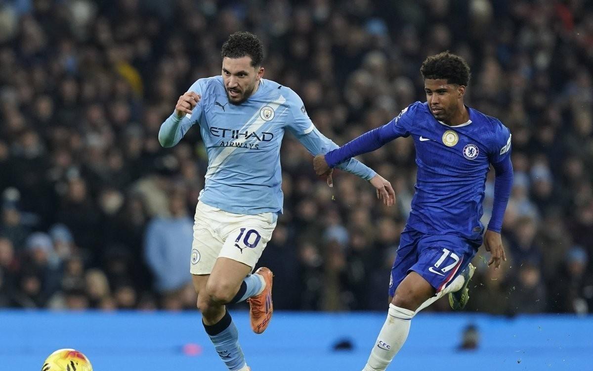 TA：曼城的真正对手不只是切尔西，还有疲劳和自满