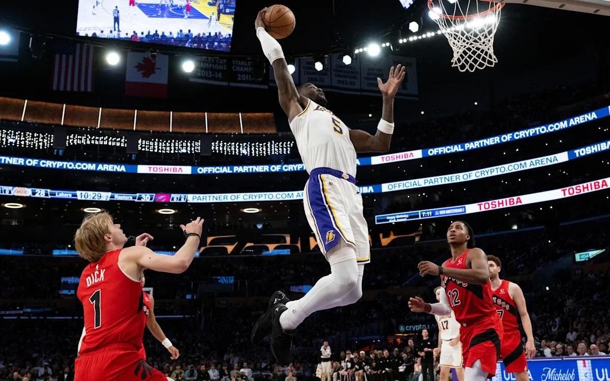 10中10且无失误，艾顿：归功于队友，总能在最舒服的地方找到我