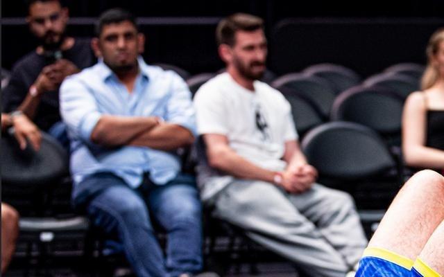 今夏撞伤“阿拉基”报销神助攻中国男篮：曝许钟豪加盟澳门黑熊队