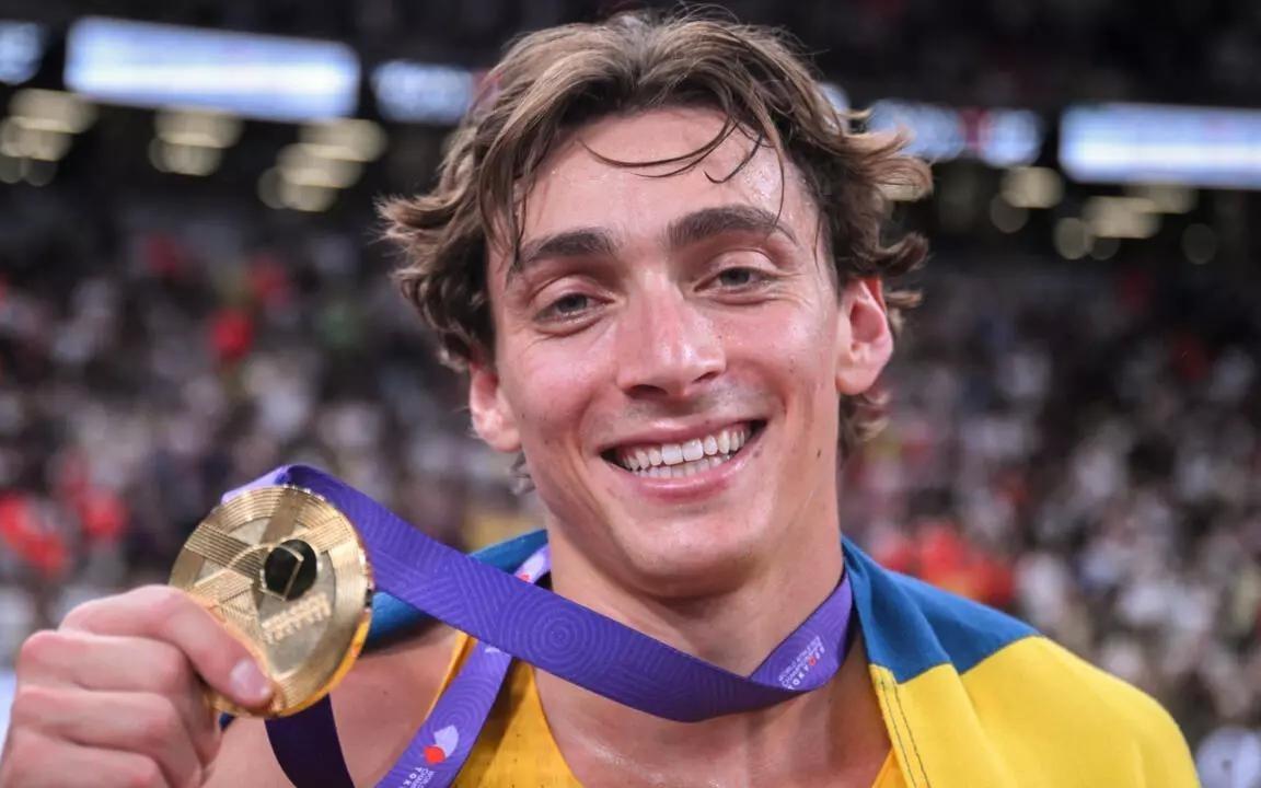 杜普兰蒂斯：6米30是这项运动的新壁垒与观众共享世界纪录意义非凡