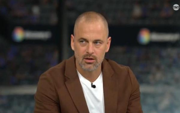 乔科尔：蓝军的表现不稳定，他们需要更多经验丰富的球员