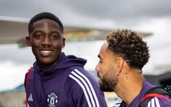 记者：那不勒斯想冬窗签梅努替德布劳内，可能租借+选择买断