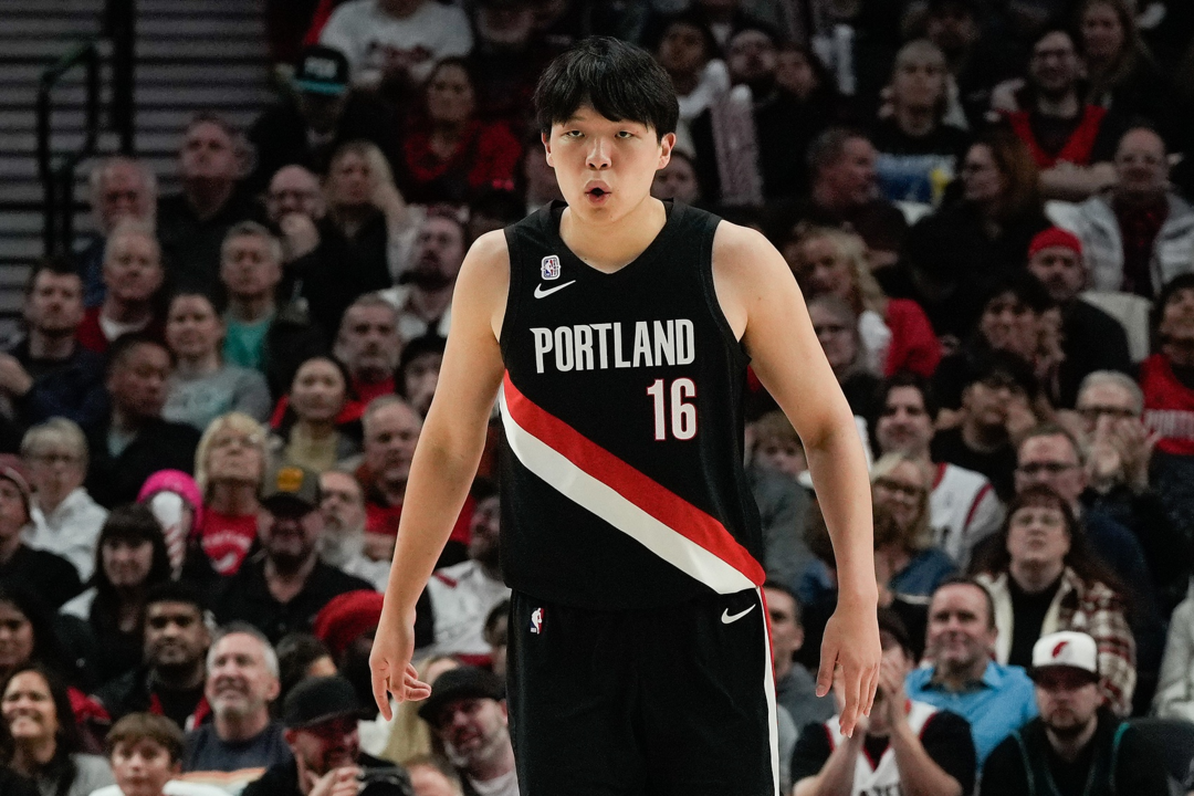 拿到个人NBA生涯首分！杨瀚森迎NBA常规赛首秀