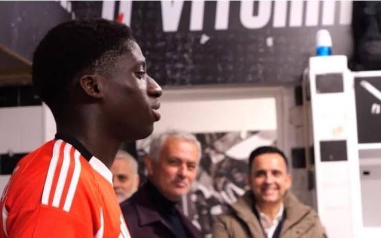 球报：巴萨有意葡萄牙U17冠军右后卫班加基，已接触他经纪人