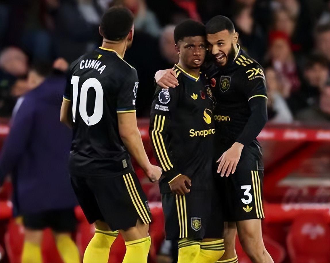 英超第11轮赛程：热刺VS曼联，枪手VS桑德兰，蓝军VS狼队