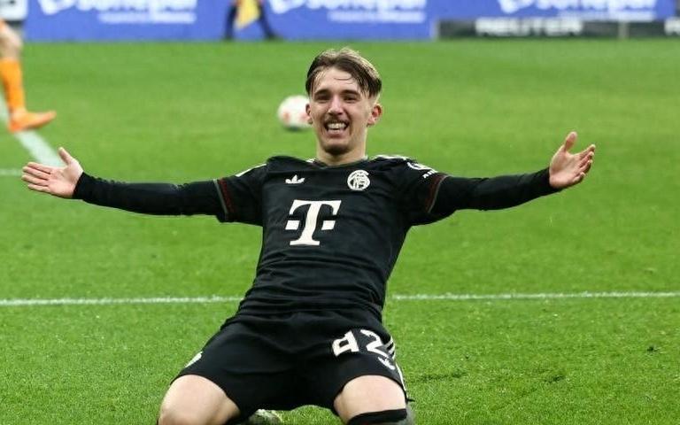 “德甲亚马尔”连场进球,拜仁30完胜门兴豪取13连胜